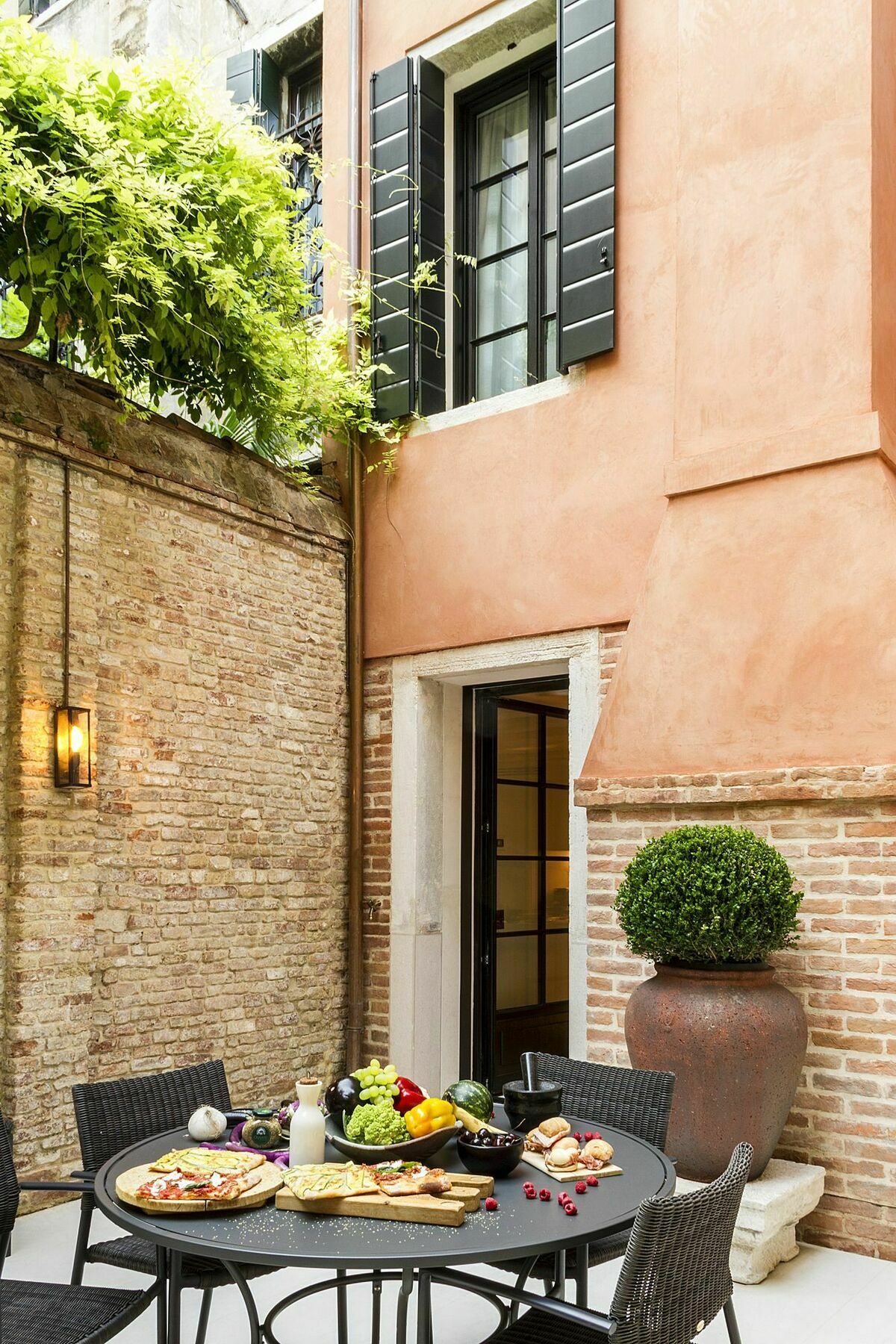 Palazzo Volpi Apartment Venice Exterior photo